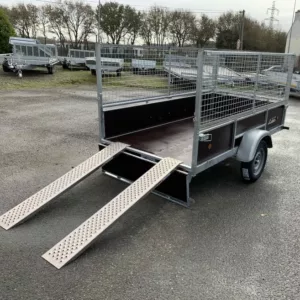 Remorque polyvalente renforcée en bois LIDER – 1 essieu freiné – PTAC : 750 Kg – 251 x 133 cm