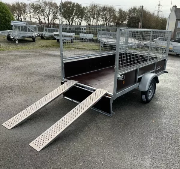 Remorque polyvalente renforcée en bois LIDER – 1 essieu freiné – PTAC : 750 Kg – 251 x 133 cm